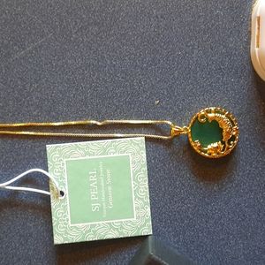 New SJ Pearl Agate Koi Pendant Necklace